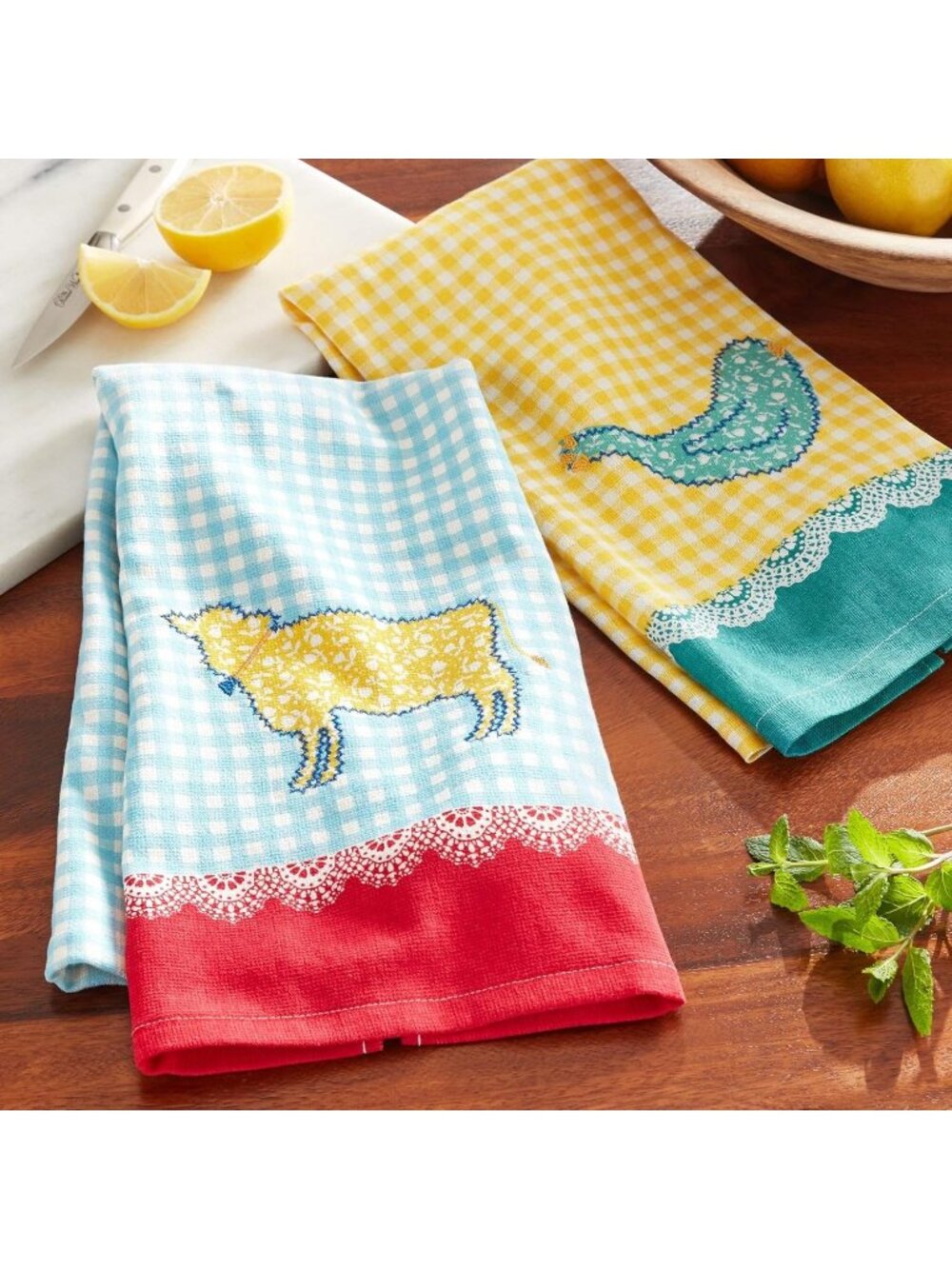 Pioneer Woman Animals Kitchen Towel Set 2 Pack 16" x 28" Gingham & Lace Pattern